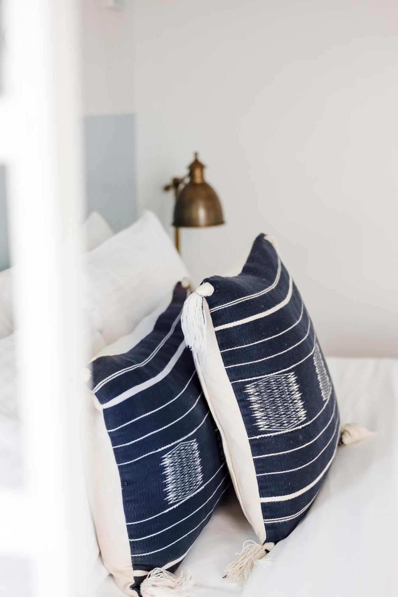 The Surf House Hostel Byron Bay Exterior photo