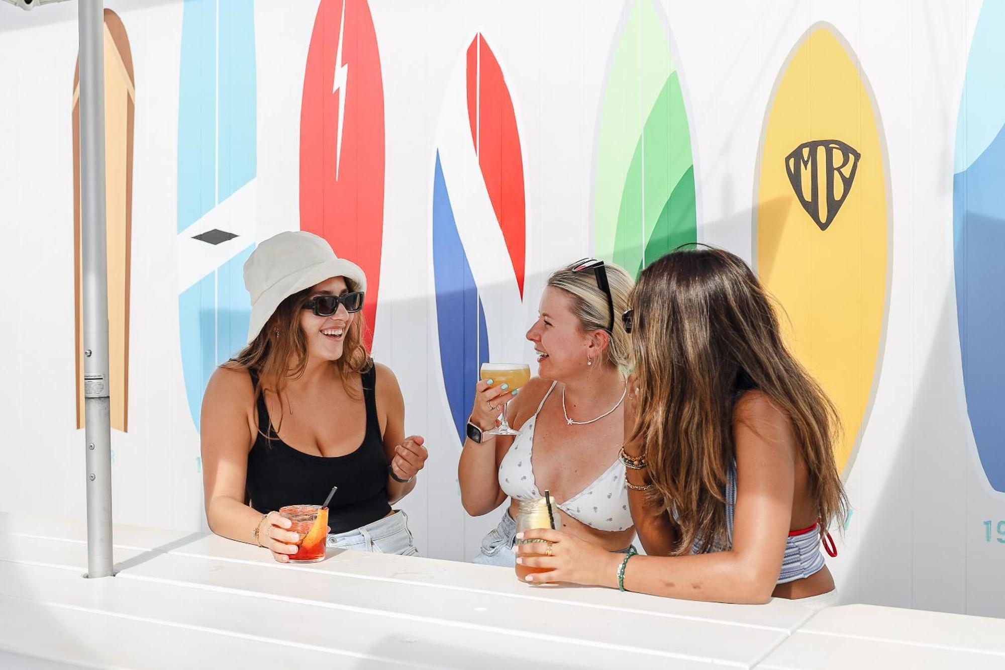 The Surf House Hostel Byron Bay Exterior photo